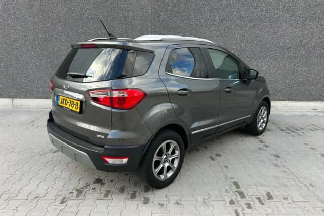 Ford EcoSport (2018) thumbnail 3