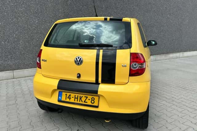 Volkswagen Fox (2009) thumbnail 5