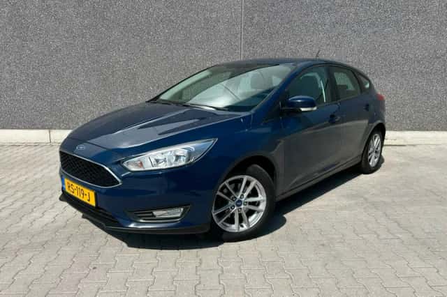 Ford Focus (2018) thumbnail 1