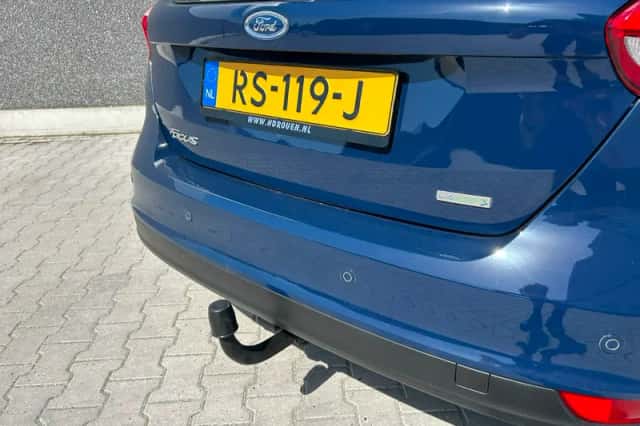 Ford Focus (2018) thumbnail 5