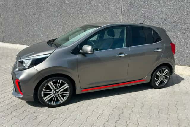 Kia Picanto (2017) thumbnail 2