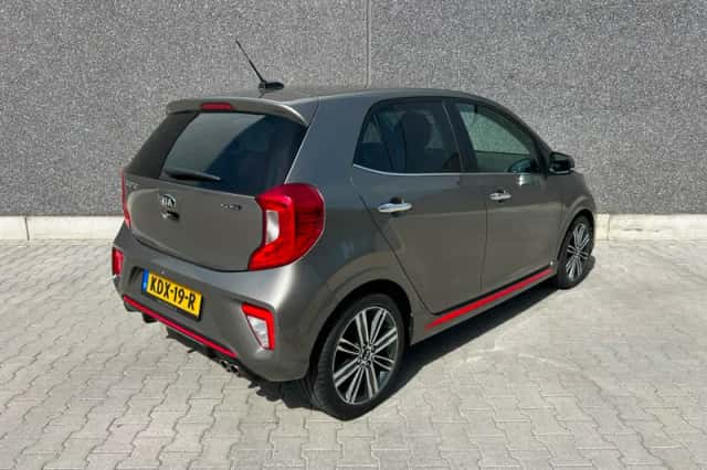 Kia Picanto (2017) thumbnail 3