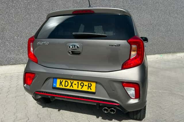 Kia Picanto (2017) thumbnail 5