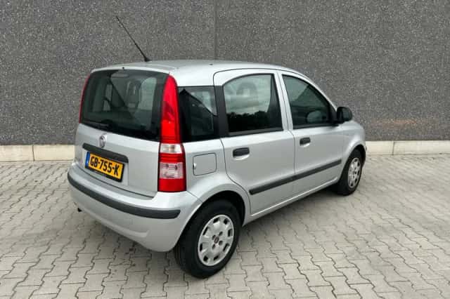 Fiat Panda (2012) thumbnail 3