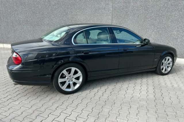 Jaguar S-Type (2002) thumbnail 4