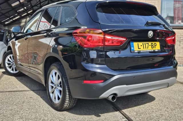 BMW X1 (2017) thumbnail 5