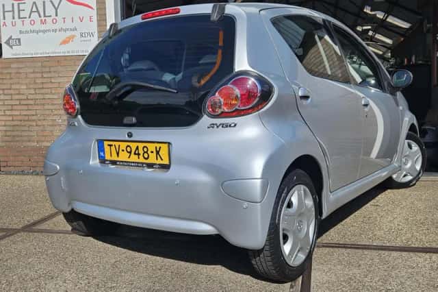 Toyota Aygo (2014) thumbnail 4