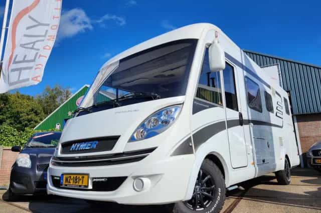 Hymer B 588 (2016) thumbnail 1