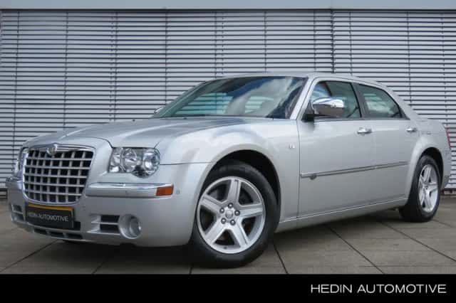 Chrysler 300C (2009) thumbnail 1