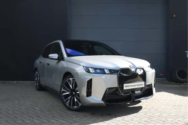 BMW iX (2026) thumbnail 4