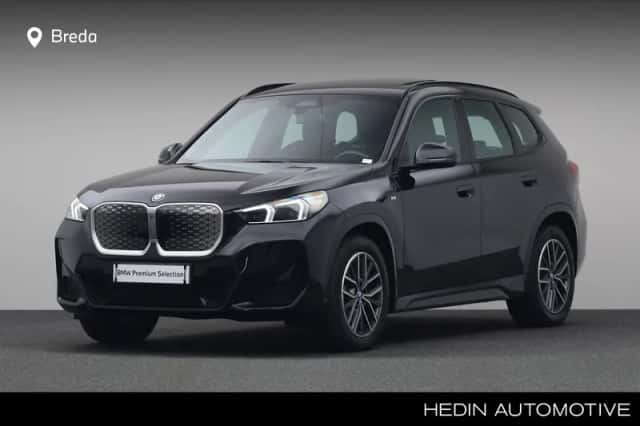 BMW iX1 (2025) thumbnail 1