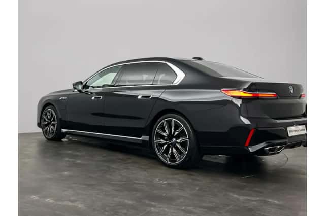 BMW 7-Serie (2025) thumbnail 2