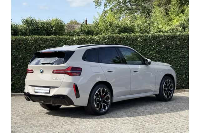 BMW X3 (2026) thumbnail 3