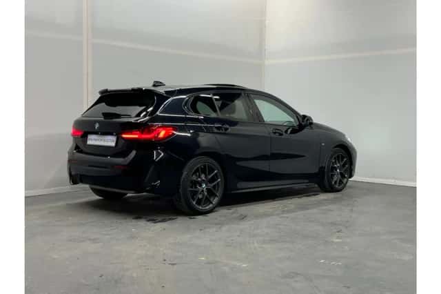 BMW 1-Serie (2023) thumbnail 3