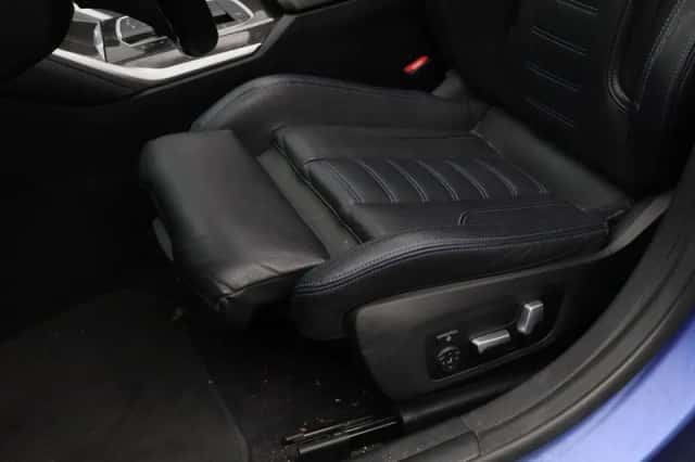 BMW i4 (2022) thumbnail 5