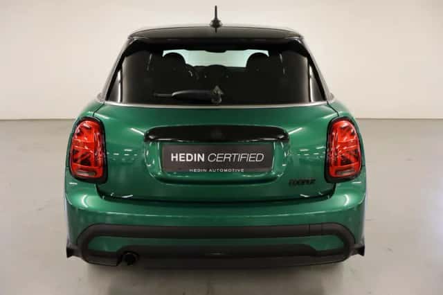 MINI Cooper (2023) thumbnail 3