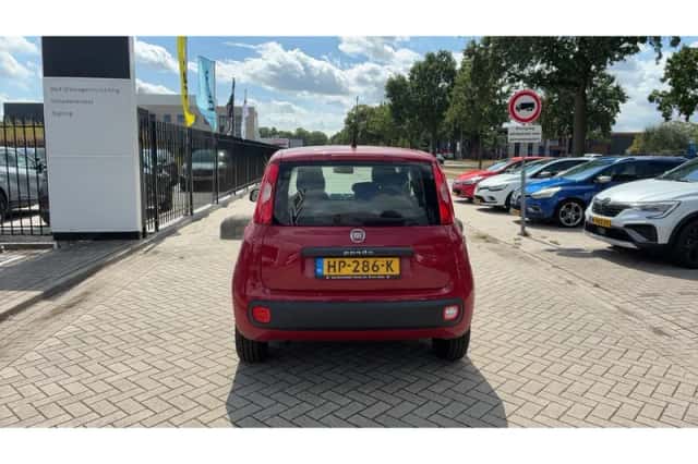Fiat Panda (2015) thumbnail 3