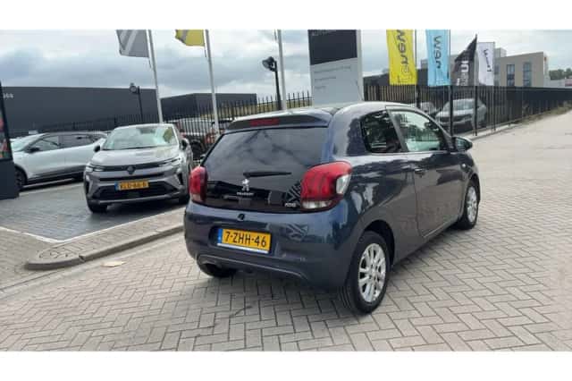 Peugeot 108 (2015) thumbnail 4
