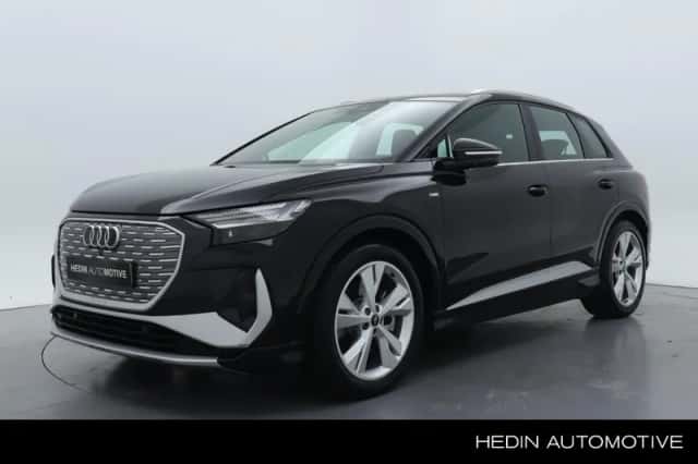 Audi Q4 e-tron (2024) thumbnail 1