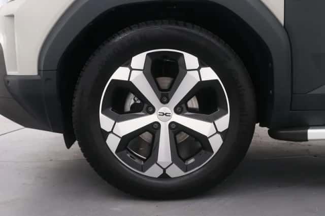 Dacia Duster (2024) thumbnail 5