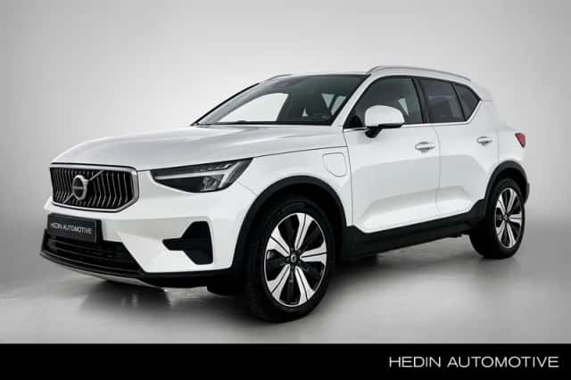 Volvo XC40 (2023) thumbnail 1