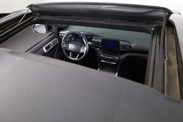 Ford Explorer (2020) thumbnail 6