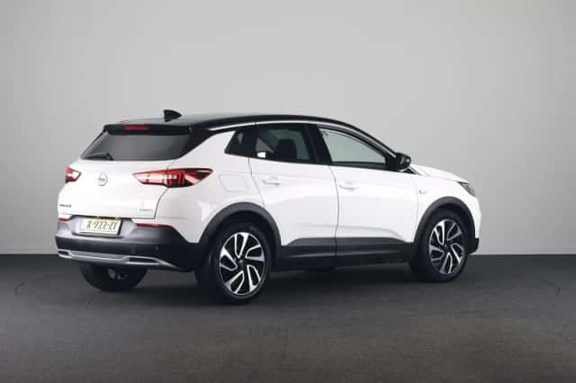 Opel Grandland X (2019) thumbnail 2