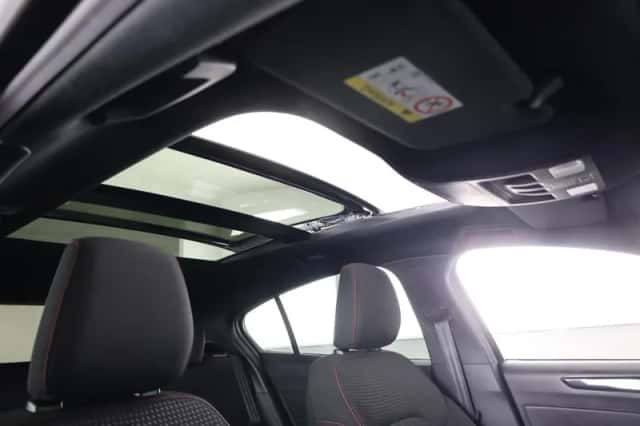 Ford Focus (2023) thumbnail 2