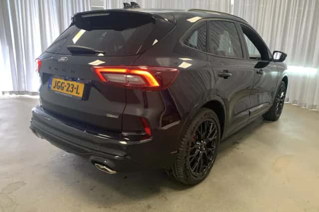 Ford Kuga (2025) thumbnail 2