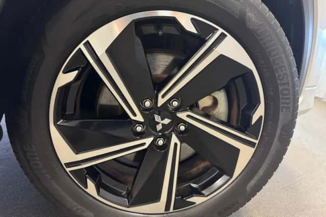 Mitsubishi Eclipse Cross (2021) thumbnail 5