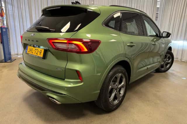 Ford Kuga (2025) thumbnail 2