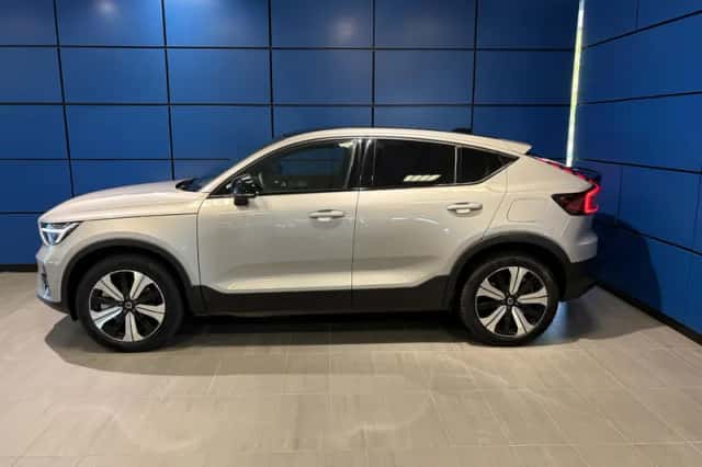 Volvo C40 (2022) thumbnail 2