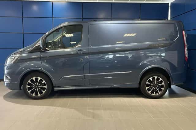 Ford Transit Custom (2022) thumbnail 3