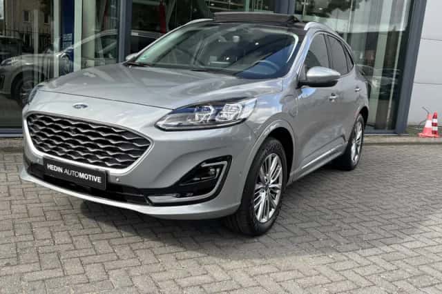 Ford Kuga (2023) thumbnail 2