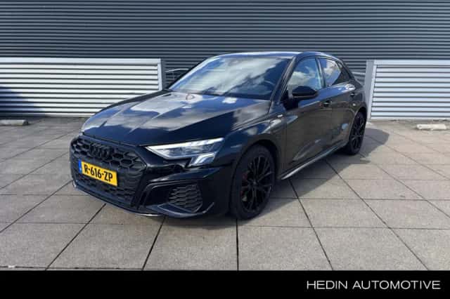 Audi A3 (2023) thumbnail 1