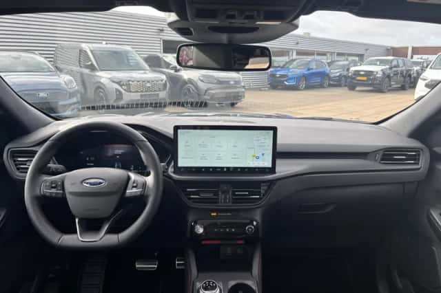 Ford Kuga (2026) thumbnail 3