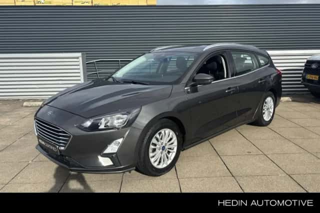 Ford Focus (2019) thumbnail 1