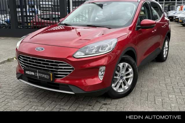 Ford Kuga (2020) thumbnail 1