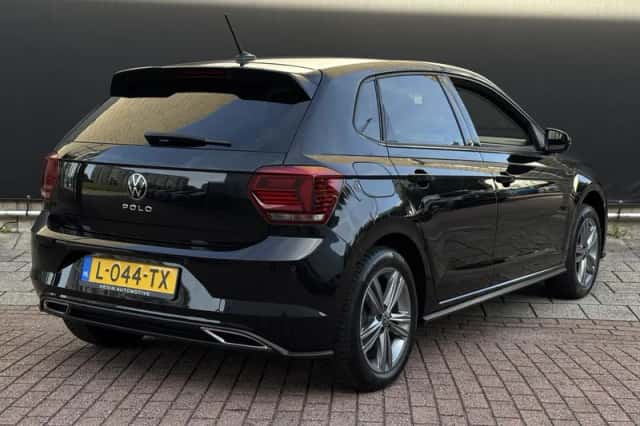Volkswagen Polo (2021) thumbnail 5