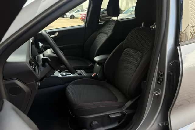 Ford Kuga (2025) thumbnail 6