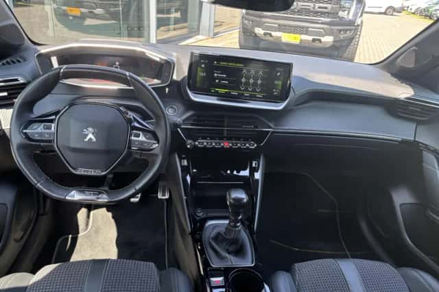 Peugeot 208 (2022) thumbnail 3