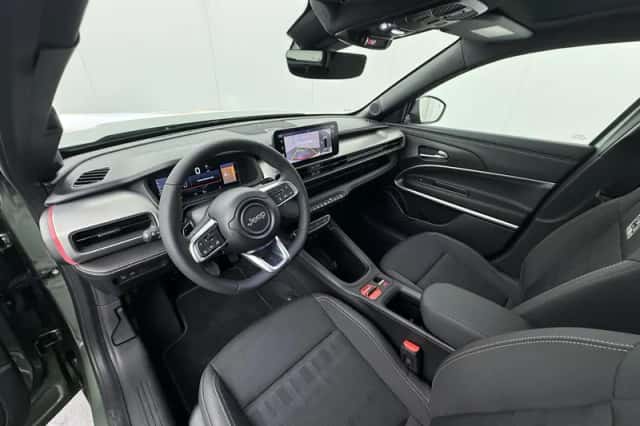 Jeep Avenger (2026) thumbnail 4