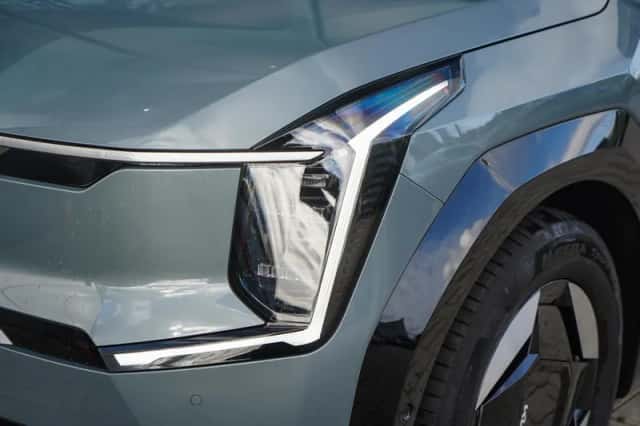 Kia EV9 (2024) thumbnail 4