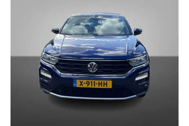 Volkswagen T-Roc (2020) thumbnail 5