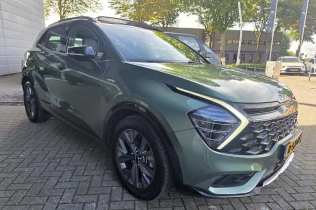 Kia Sportage (2022) thumbnail 3