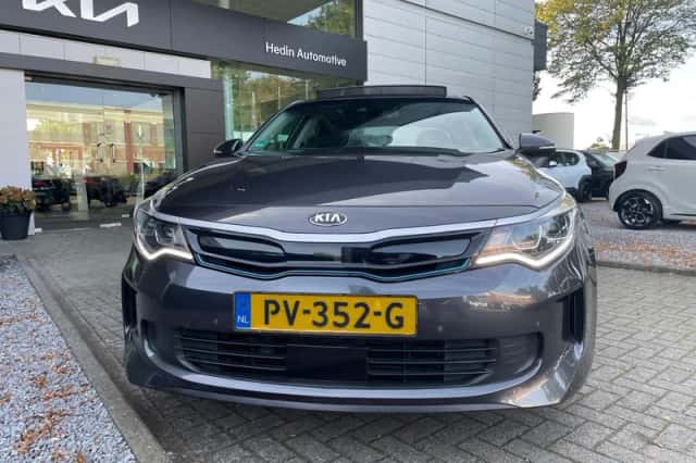 Kia Optima (2017) thumbnail 6