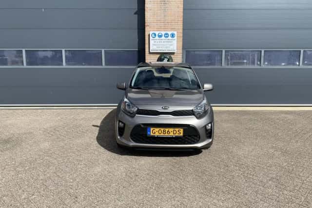 Kia Picanto (2019) thumbnail 5