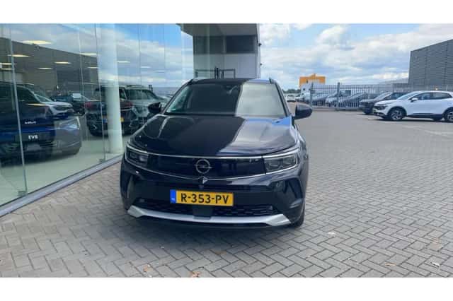 Opel Grandland (2022) thumbnail 2