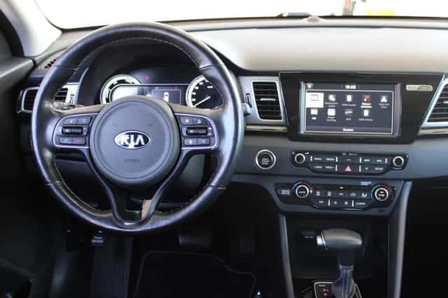 Kia Niro (2018) thumbnail 3