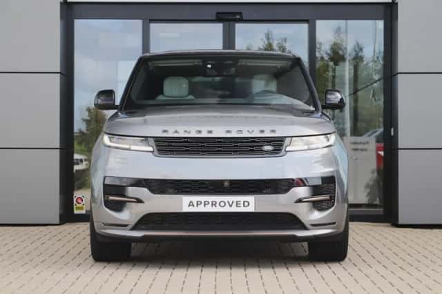 Land Rover Range Rover Sport (2023) thumbnail 6